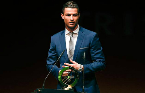 Роналду признан лучшим игроком года в Португалии