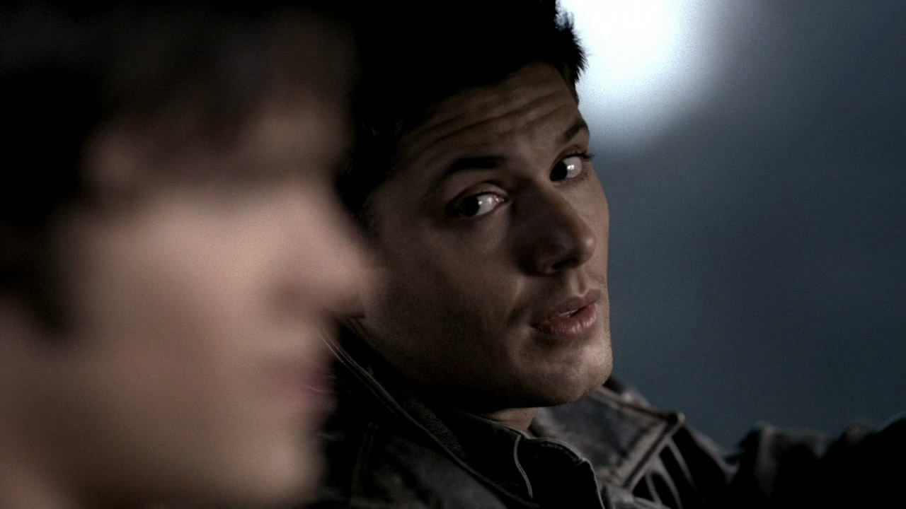 Сэм бэттли. Серинда свон сверхлюди. Supernatural 1х18 something wicked сэмулет. Supernatural 1х18 something wicked сэмулет. Сверхъестественное нечто злое.