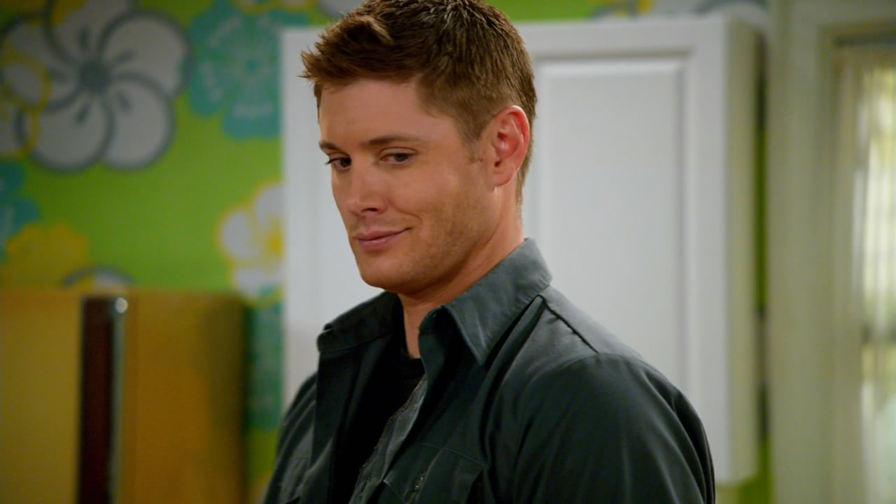 5x08 Changing Channels 02.32 (7).jpg