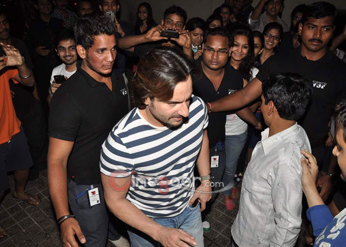 Saif Ali Khan at the special screening of movie 'Race 2' (17).jpg