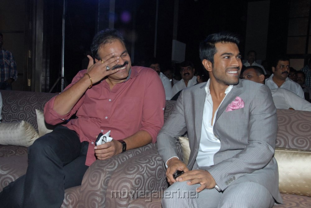 ram_charan_toofan_first_look_trailer_launch_photos_stills_401f07a.jpg