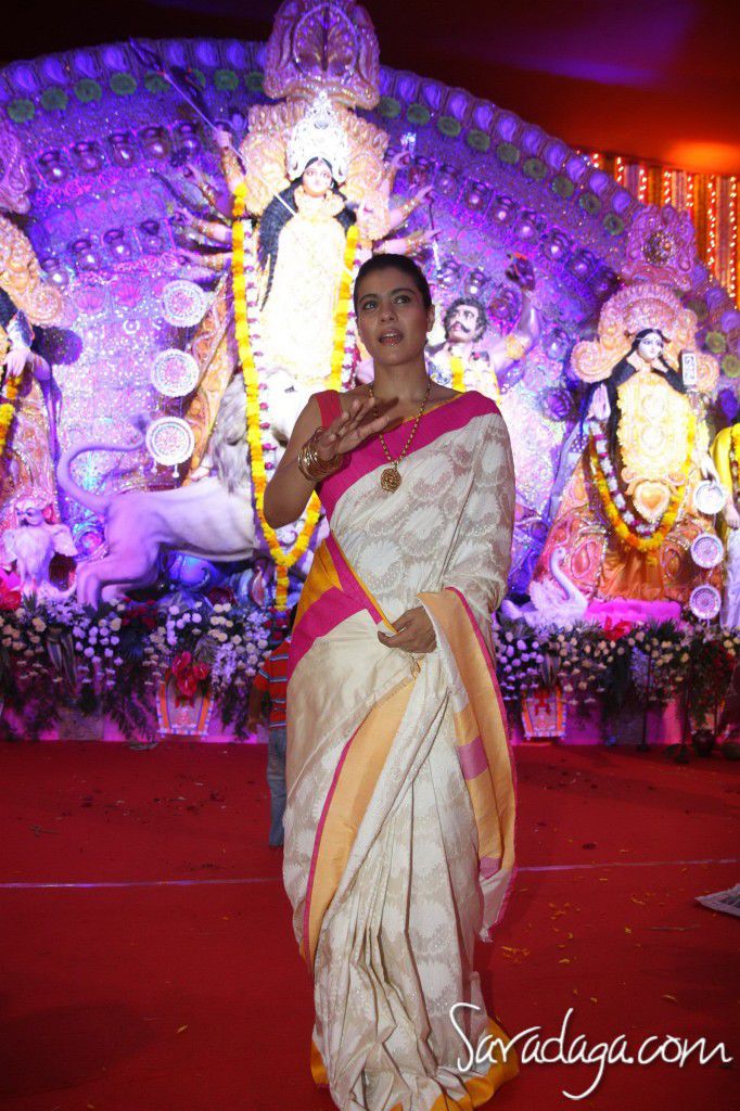 Каджол в сари