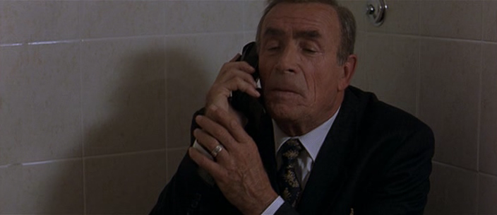 La Cena 1998.DVDRip.Fredd Kruger.avi_snapshot_01.03.36_[2014.05.05_13.01.46].png