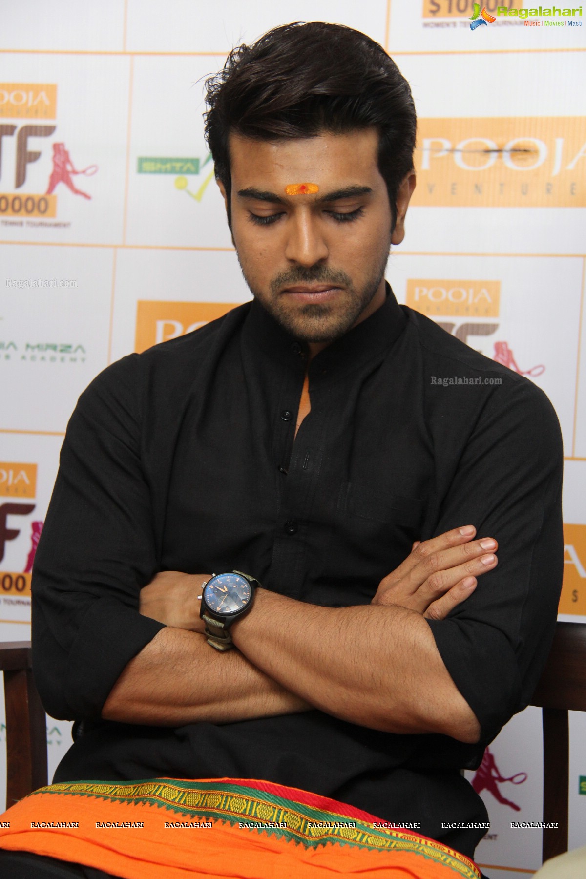 ramcharan-upasana-at-pooja-ventures66.jpg