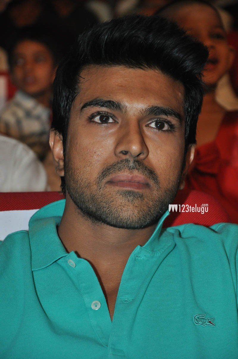 Iddarammayilatho Audio Release Photos (40).jpg