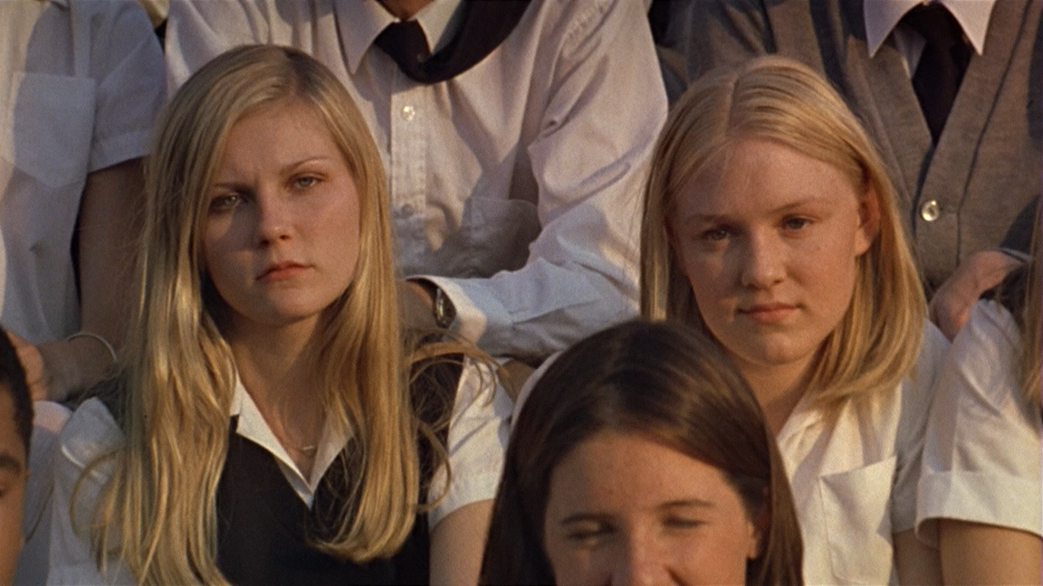 The Virgin Suicides.1999.BDRip-AVC.eFK.mkv_snapshot_00.33.50_[2014.07.25_22.43.59].png