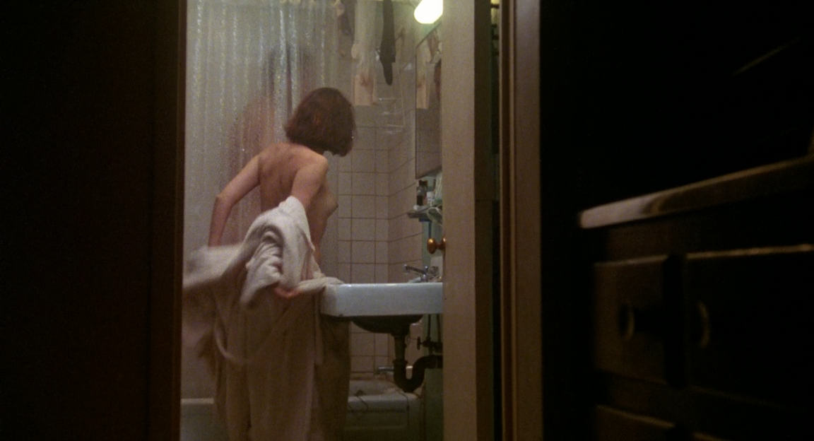 Jacob's Ladder.1990.BDRip-AVC.eFK.mkv_snapshot_00.15.27_[2014.07.30_13.59.11].png