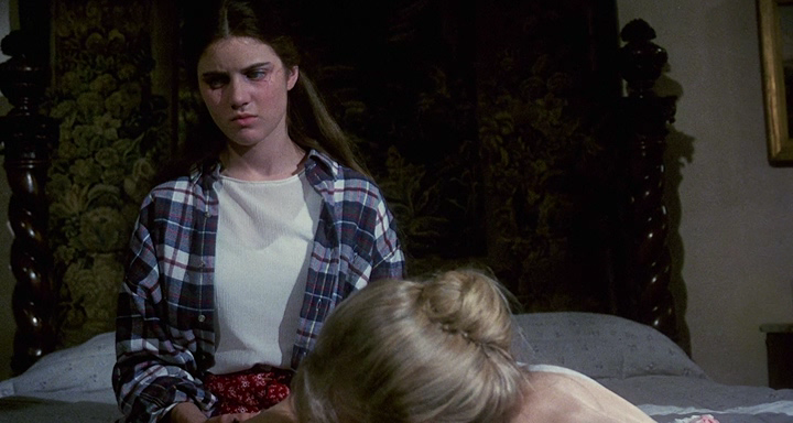 Castle Freak (1995)[(047047)19-32-08].PNG