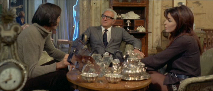 Who.Saw.Her.Die.1972.dvdrip_[1.46]_[teko][(020120)18-36-24].PNG