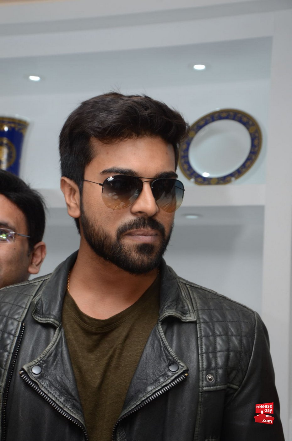 ram-charan(1).JPG