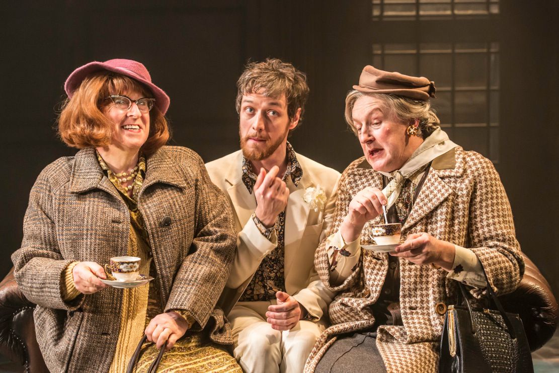 forbes_masson_james_mcavoy_jack_gurney_paul_leonard_in_the_ruling_class_trafalgar_studios_by_johan_persson_2015jp-02490_0.jpg