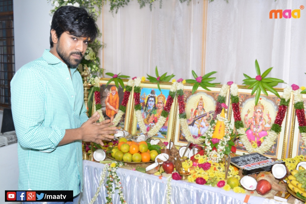 ram-charan---srinu-vaitla-movie-opening_54f808147afc71425541140_.jpg
