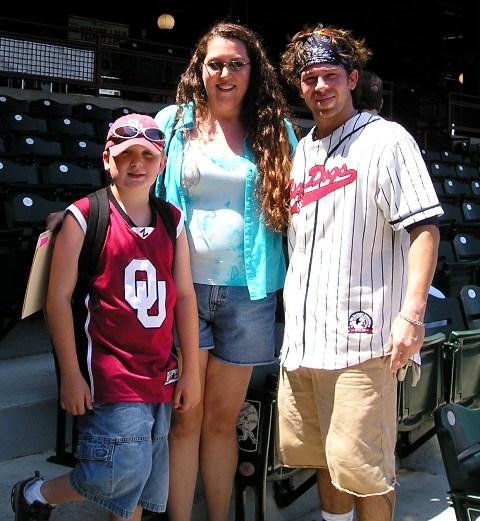 004 - Dylan - Charlotte - Christian Kane.jpg