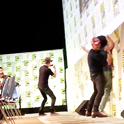 tumblr_nrf1slVrVr1qa3emao2_250 04.gif