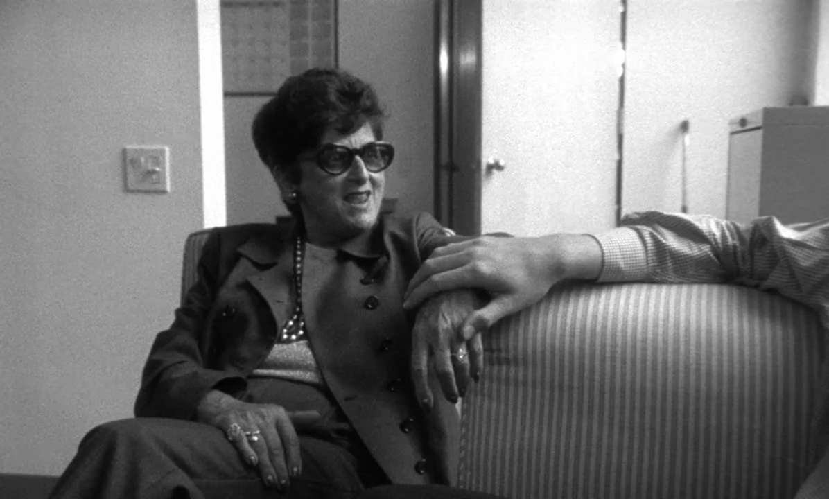 Unzipped 1995 WEB-DL 720p.mkv_snapshot_00.08.31_[2015.08.16_20.23.47].png