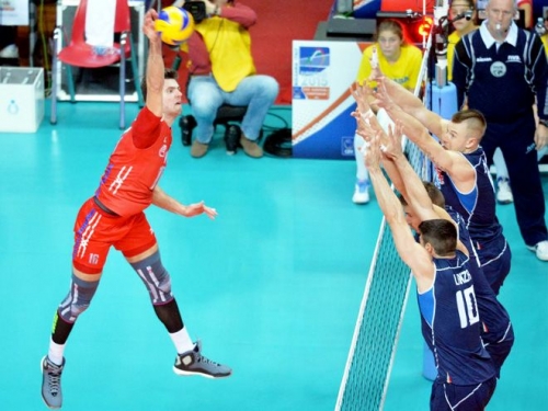 vylet-v-chetvertfinale-rossija-proigrala-italii_14448567311360511360.jpg