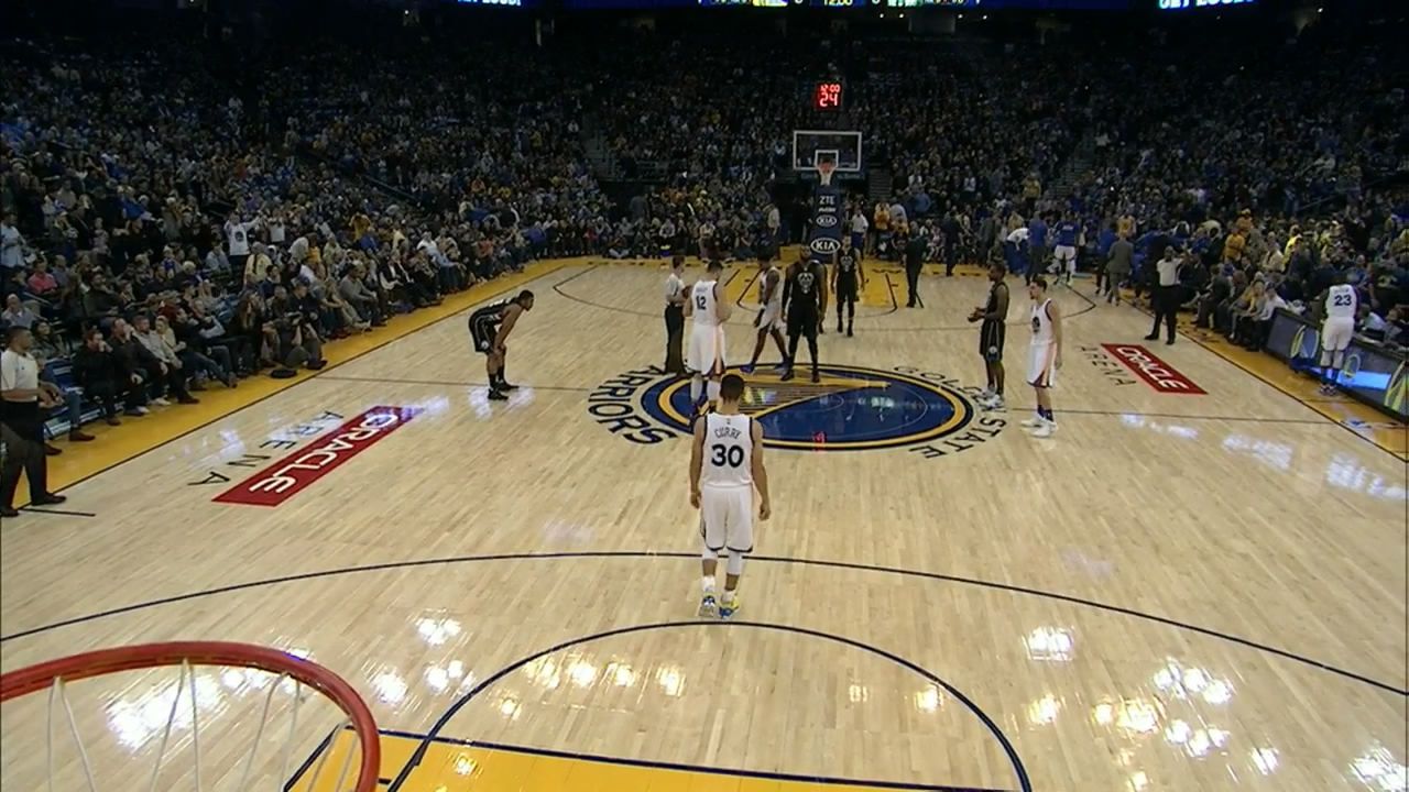 НБА. Голжен-Милуоки. Рутрекер Орг.18.12.2015.mkv_snapshot_00.03.54_[2015.12.19_13.26.53].jpg