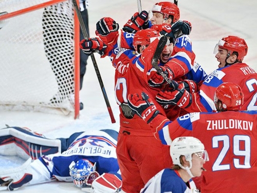 jaroslavl-bombit-ameriku-sbornaja-rossii-v-finale-mchm_1451940010658147890.jpg