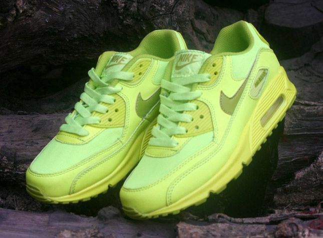 51 - NIKE AIR MAX 90.jpg