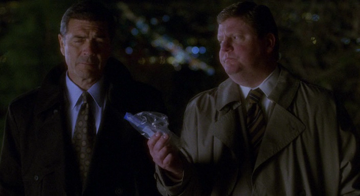 Mulholland Dr.2001.Criterion.bdrip_[2.18]_[teko][(013796)10-38-20].PNG