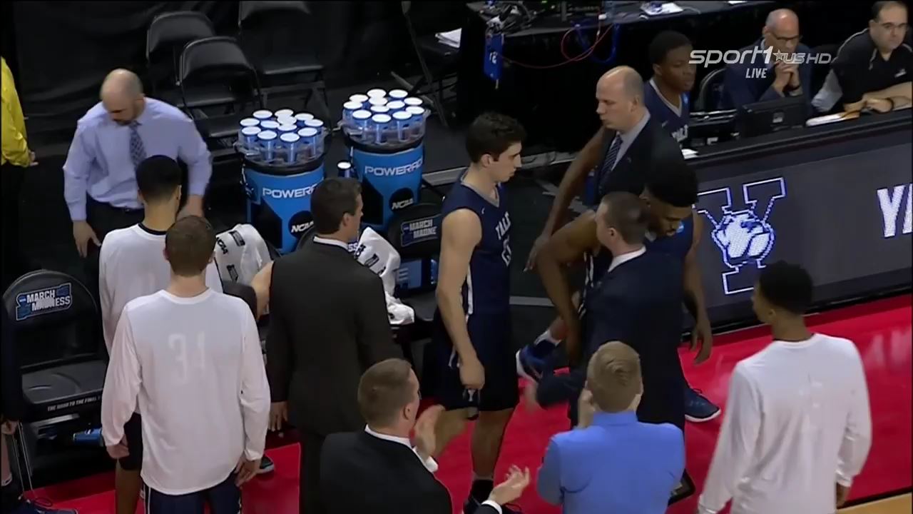 NCAAM 2015-2016  March Madness  Second Round  West  19.03.2016  (12) Yale Bulldogs v (4) Duke Blue Devils. Rutracker.org.mkv_000002248.jpg