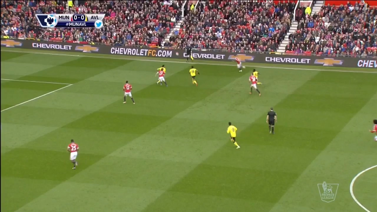 Чемпионат Англии 2015-2016  34-й тур  Манчестер Юнайтед – Астон Вилла  SNE.mkv_20160417_223706.609.jpg