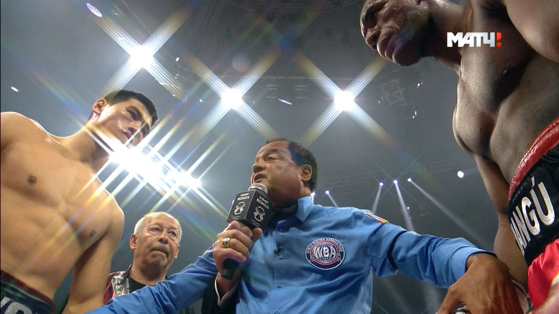 Denis Lebedev vs. Victor Emilio Ramirez & undercard_21.05.2016_HDTV 1080i_RU.ts_snapshot_01.01.44_[2016.05.22_07.19.12].png