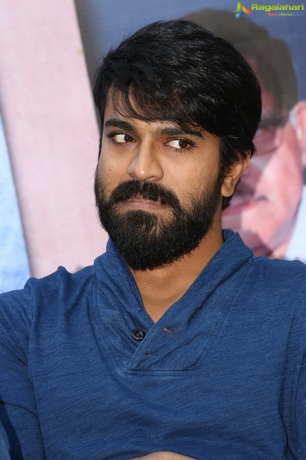 chiranjeevi-book-launch-by-ramacharan88.jpg