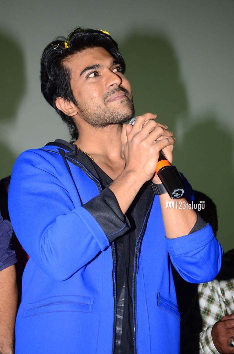 Yevadu Theatrical Trailer Launch (35).jpg