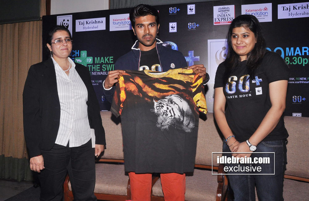 pressmeet-60+earthhour22.jpg