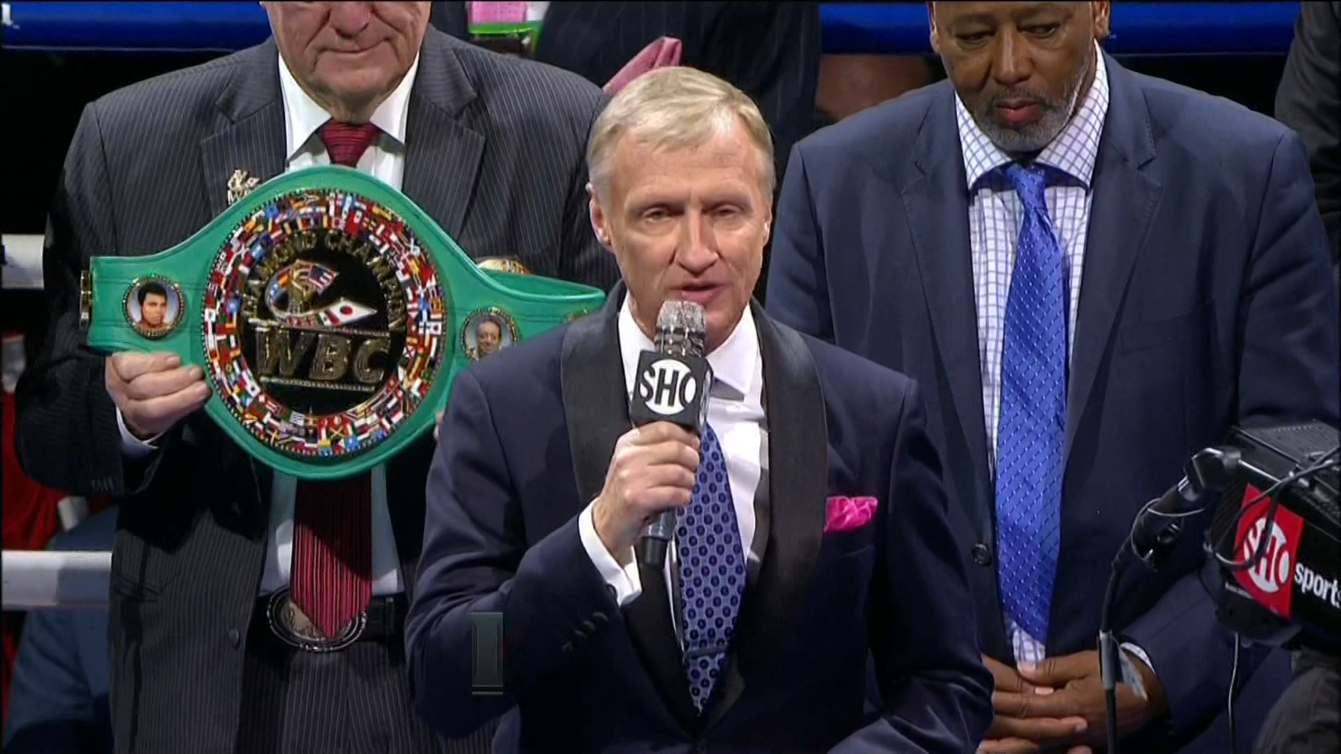 Mikey Garcia vs. Adrien Broner_29.07.2017.2017_HDTV 1080i_EN-dd.ts_snapshot_00.15_[2017.07.30_05.04.12].png