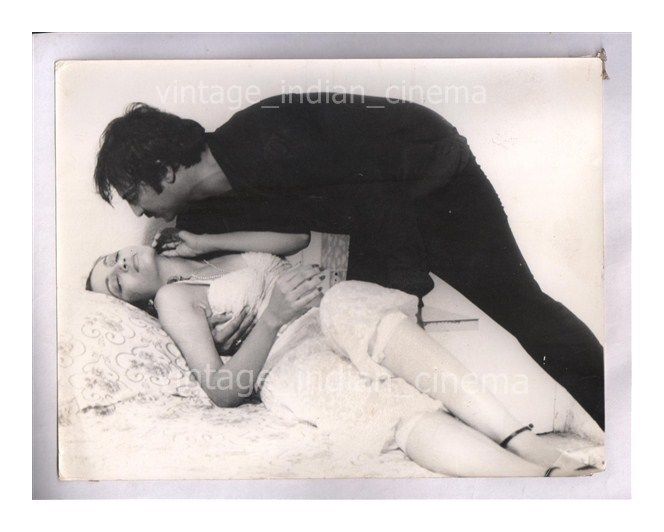 Original-Bollywood-Rare-photo-Suresh-Oberoi-In-Ek.jpg