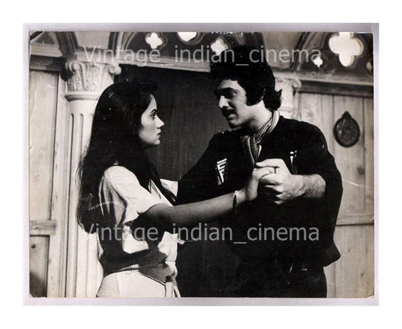 Original-Bollywood-photo-Ranjeeta-Akbar-In-Haadsaa-1983-16cmX21cm.jpg