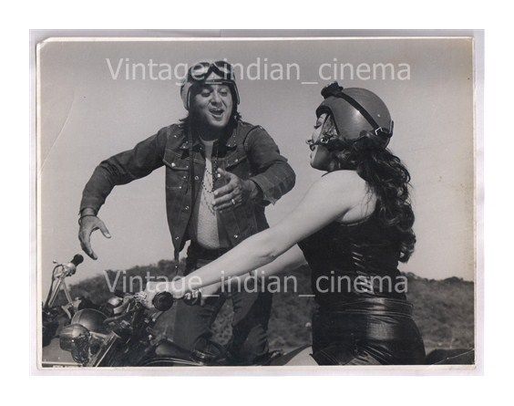 Original-Bollywood-Rare-photo-Sunil-dutt-In-Nehle.jpg