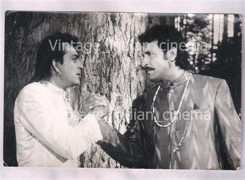 Original-Bollywood-photo2-Sanjay-kiran-kumar-Rishi-In-Sahibaan-1993.jpg