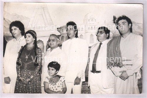 Original-Bollywood-photo2-Sanjay-kiran-kumar-Rishi-In-Sahibaan-1993-_57.jpg