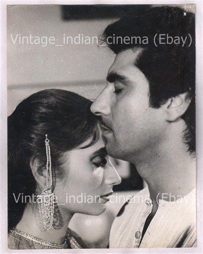 Original-Bollywood-photo-Raj-Babbar-Salma-agha-In-Salma.jpg