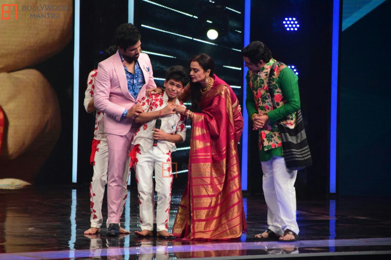 rithvik-dhanjani_rekha__1038102.jpg