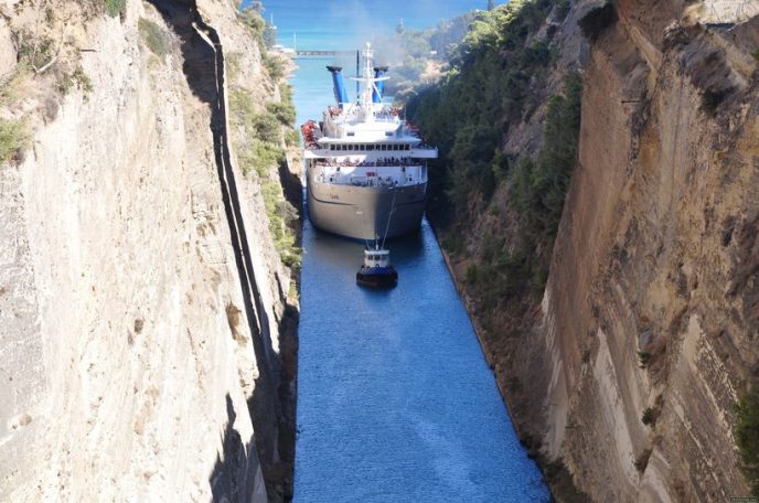 97308_CorinthChannel_Greece_122_22lo-688x456.jpg