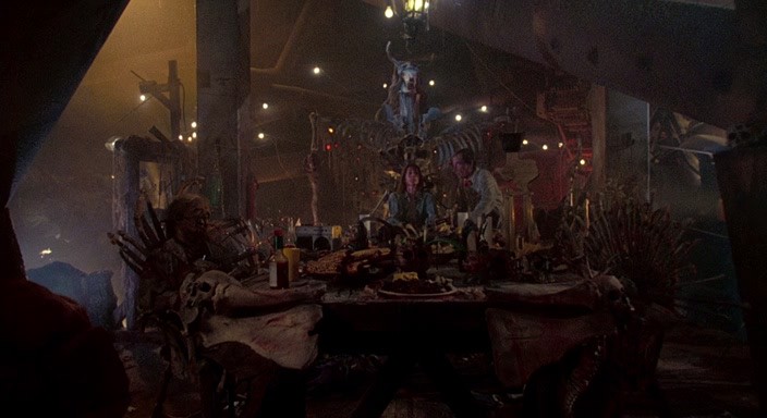 Texas.Chainsaw.Massacre.2.1986.hdrip_[1.46][(113937)20-20-46].PNG