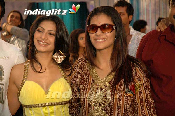 kajol-withha.jpg