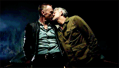 tumblr_oyvky98bdG1qbqad4o1_250.gif