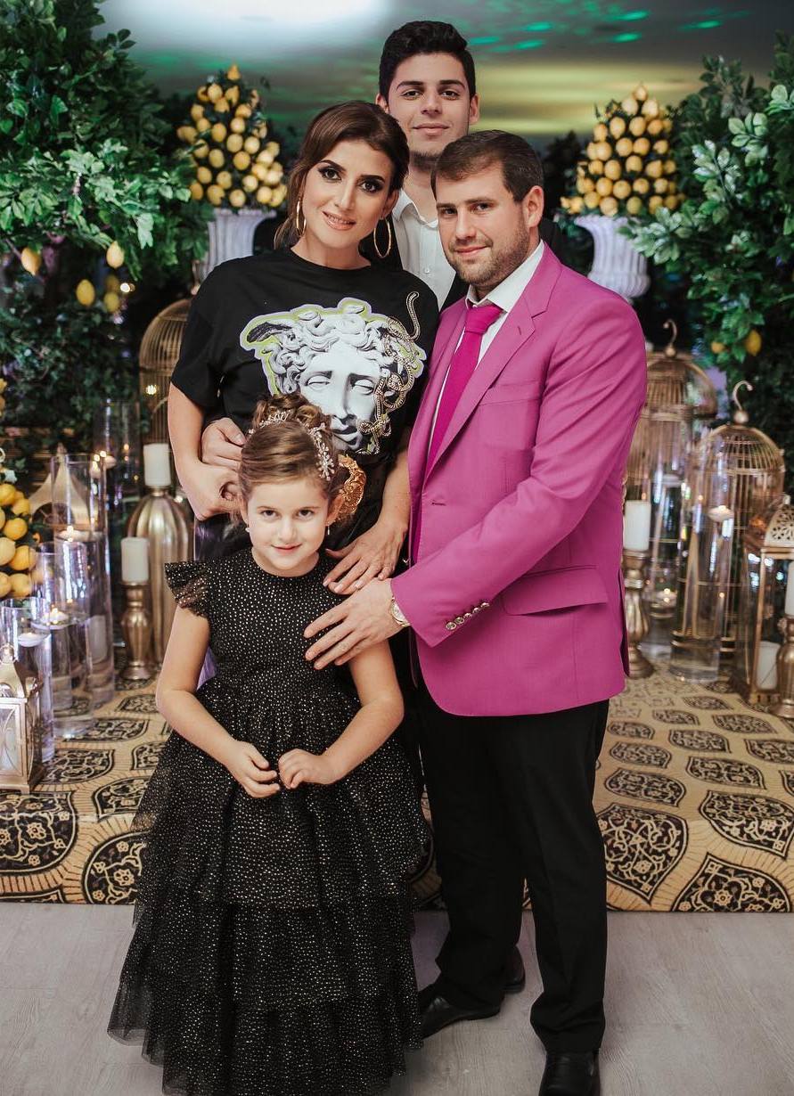 Муж Жасмин Фото