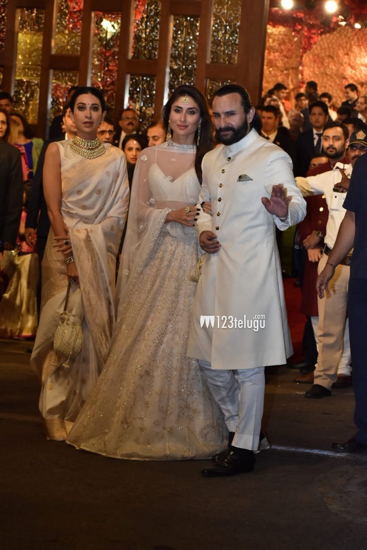 Saif Ali Khan Kareena (3).jpg