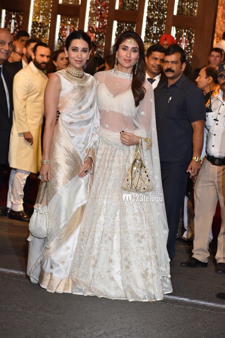 Saif Ali Khan Kareena (2).jpg