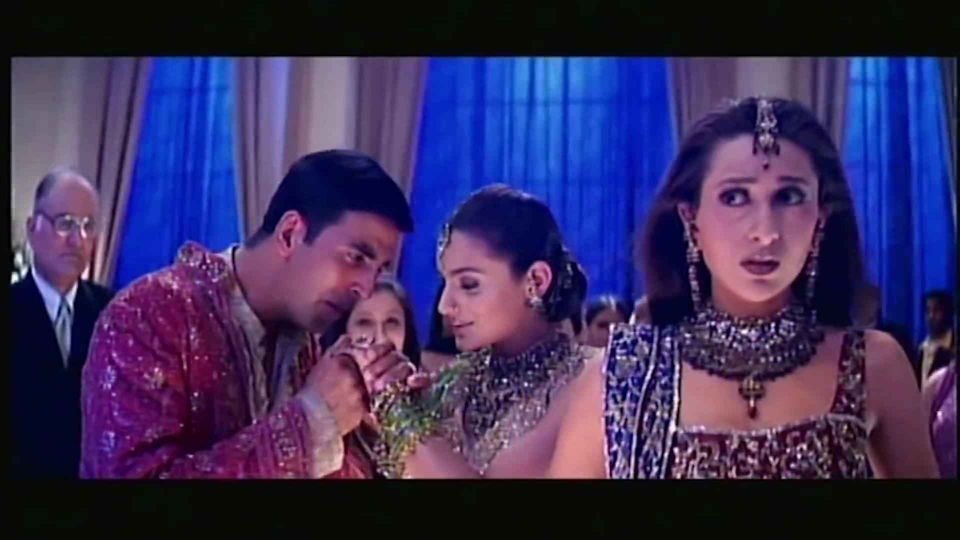 2006 - Mere Jeevan Saathi -8- Deewani_1080p.mkv0717.jpg