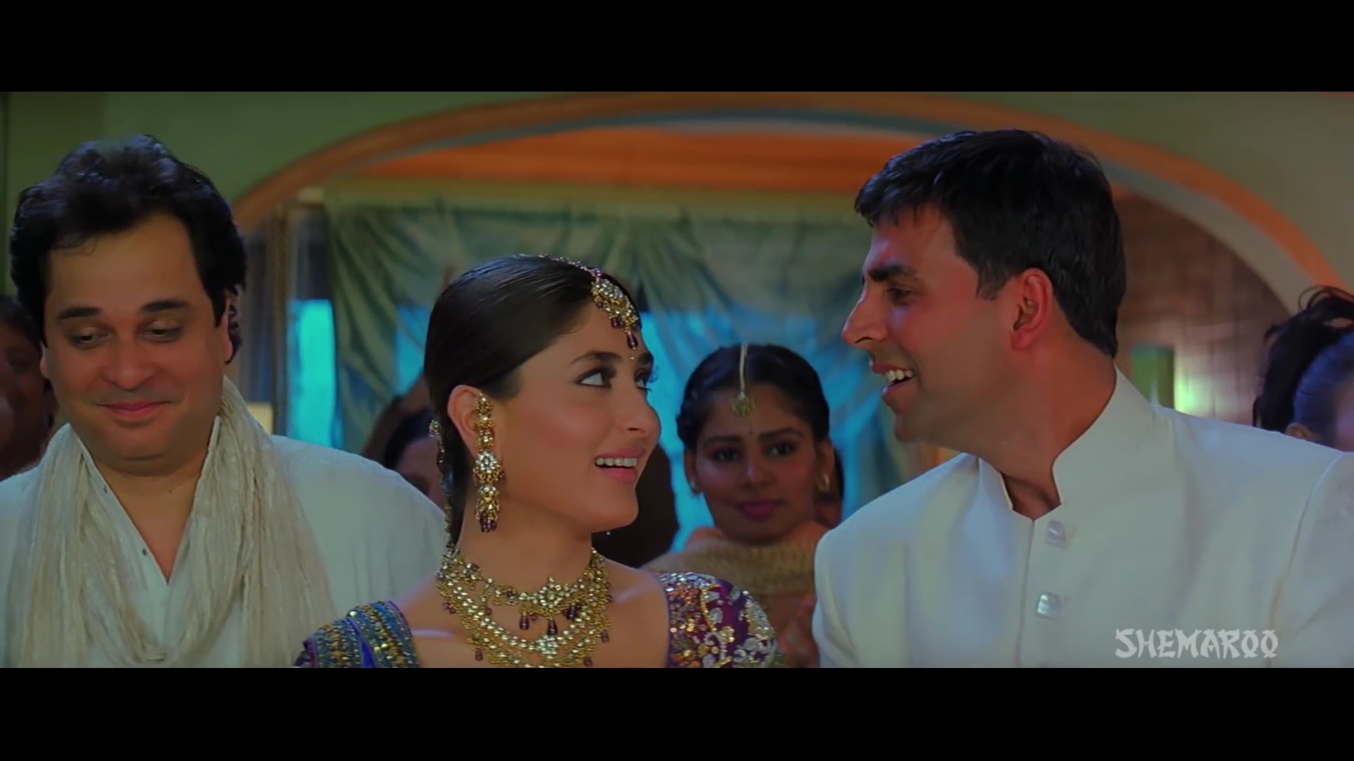 2005 - Dosti -3- Teri Banegi Yeh Dulhaniya_1080p.mkv0228.jpg