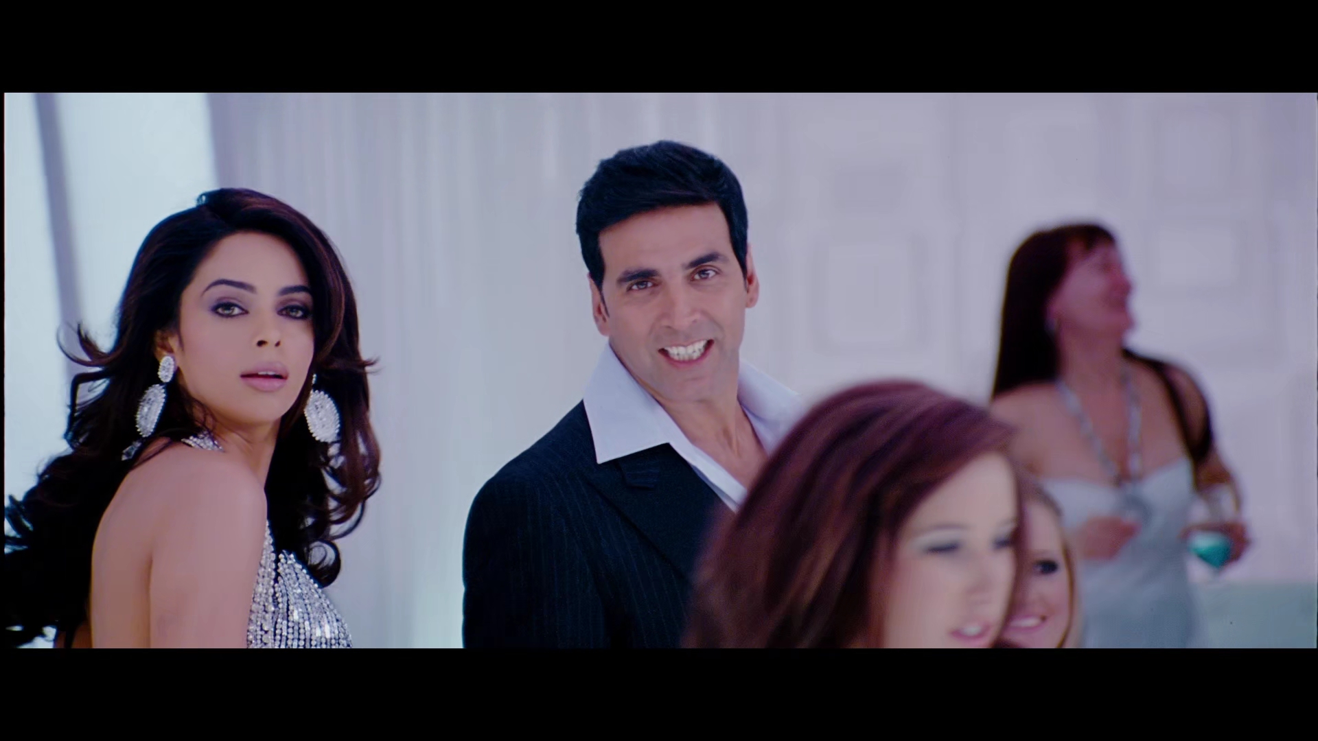 2011 - Thank you -1- Razia_1080p_sub.mkv0900.jpg