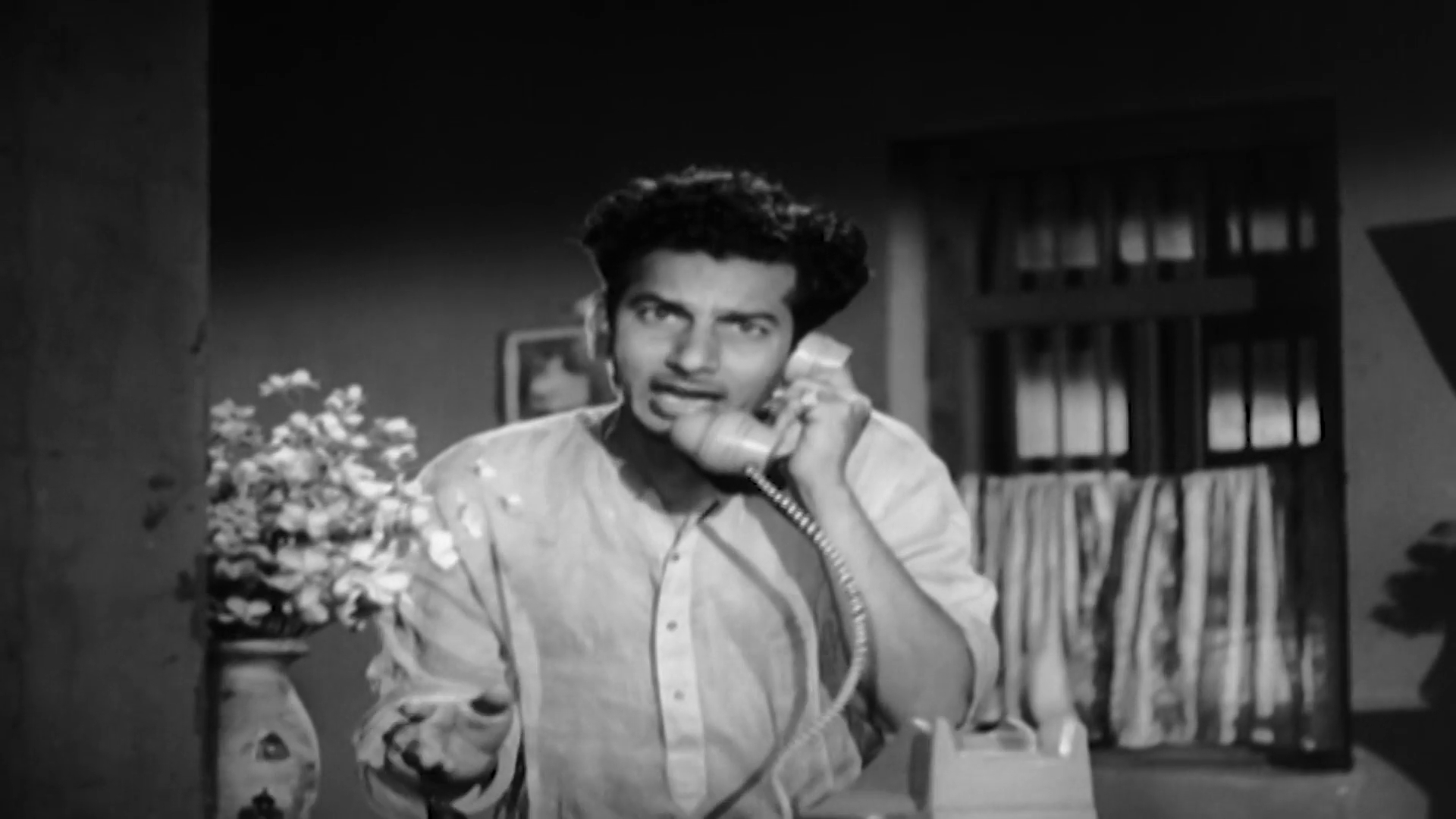 Jagte.Raho.1956.WEBHDRip.1080p.AVC[(111729)18-50-50].JPG