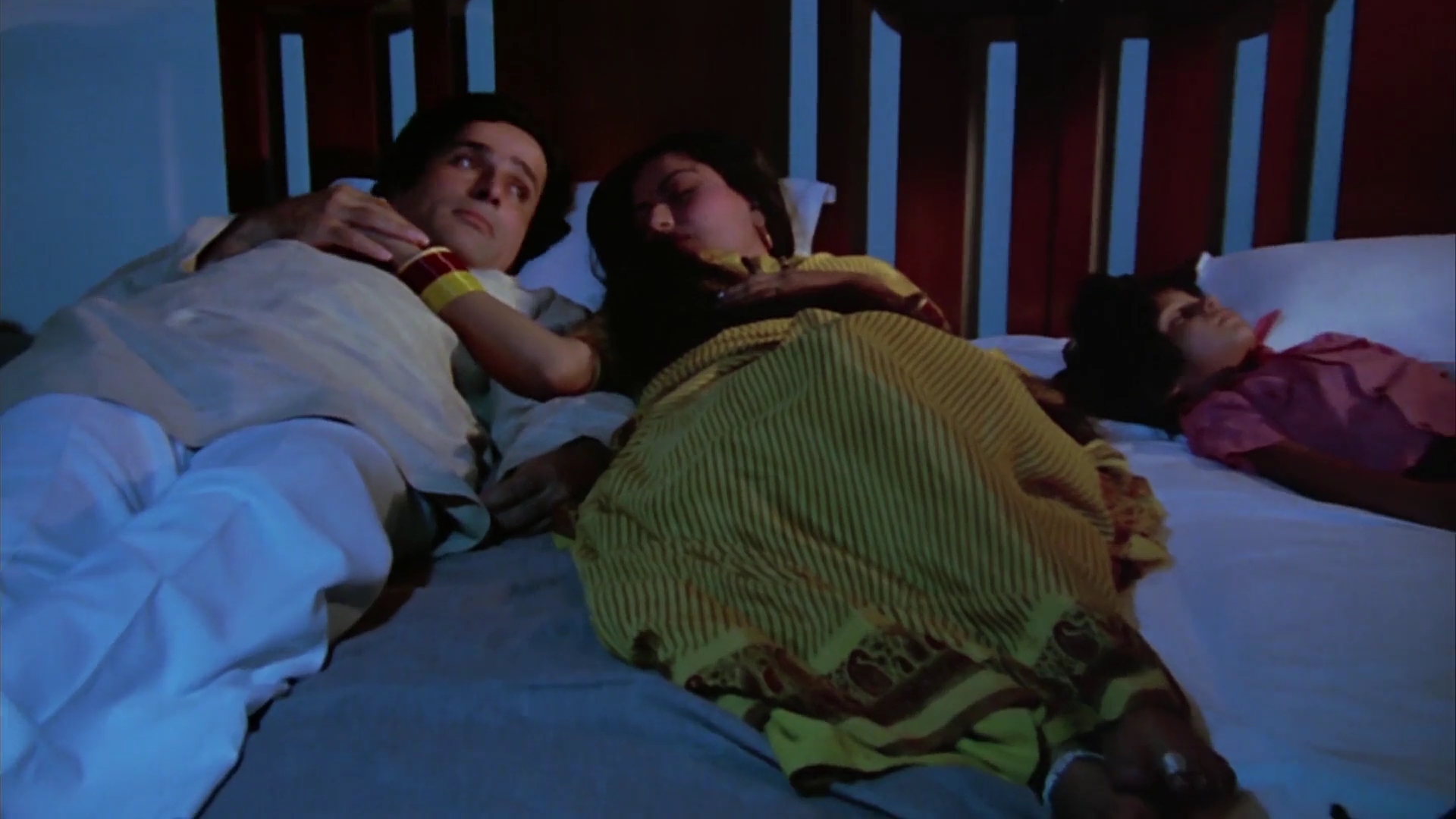 Ghar.Ek.Mandir.1984.WEBHDRip.1080p.AVC[(018155)18-18-32].JPG